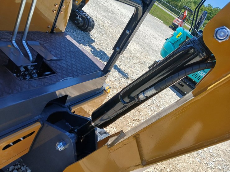 #l42-003-•-2026-cfg-qk20r-mini-excavator-image-24