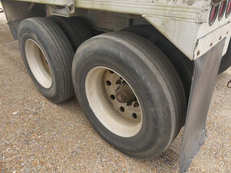2001-travis-t102-image-7