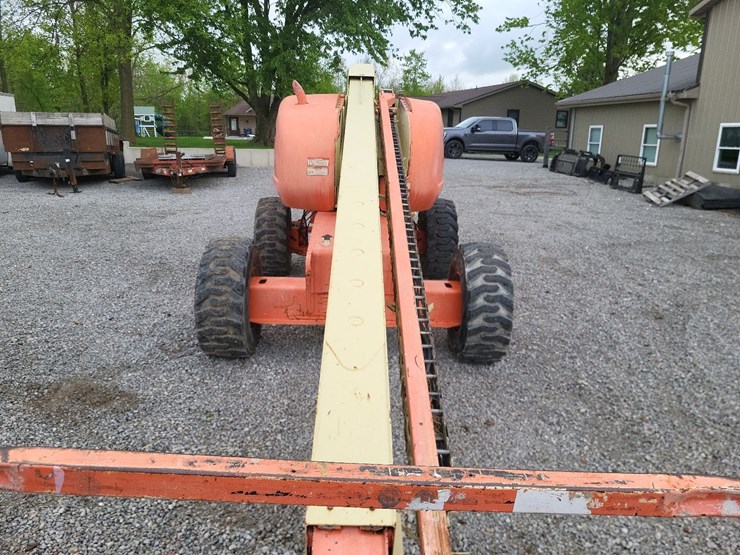 2000-jlg-600s-image-15