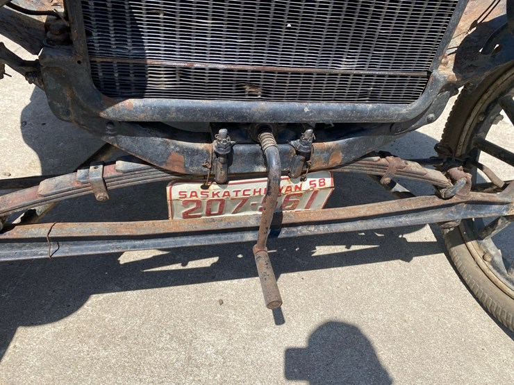 1916-ford-model-t-image-11