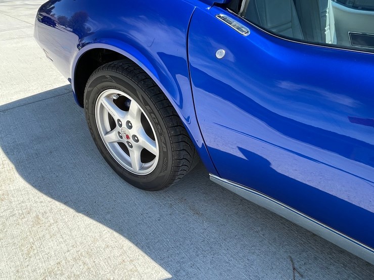 #134-•-1977-chevy-corvette-(has-wi-title)-(waupun,-wi)-image-21