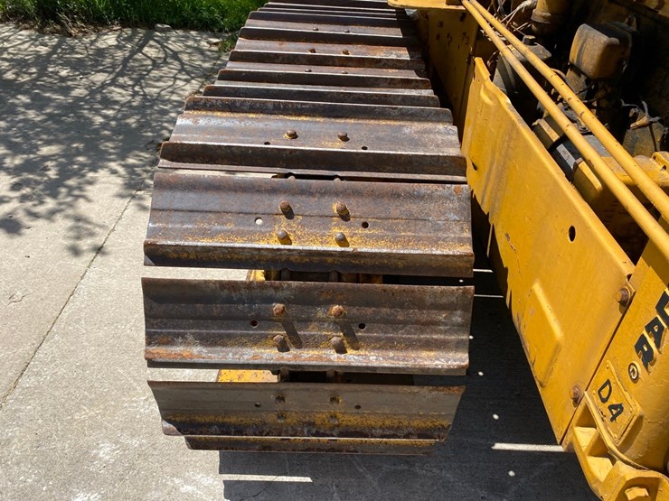 caterpillar-d4-image-11
