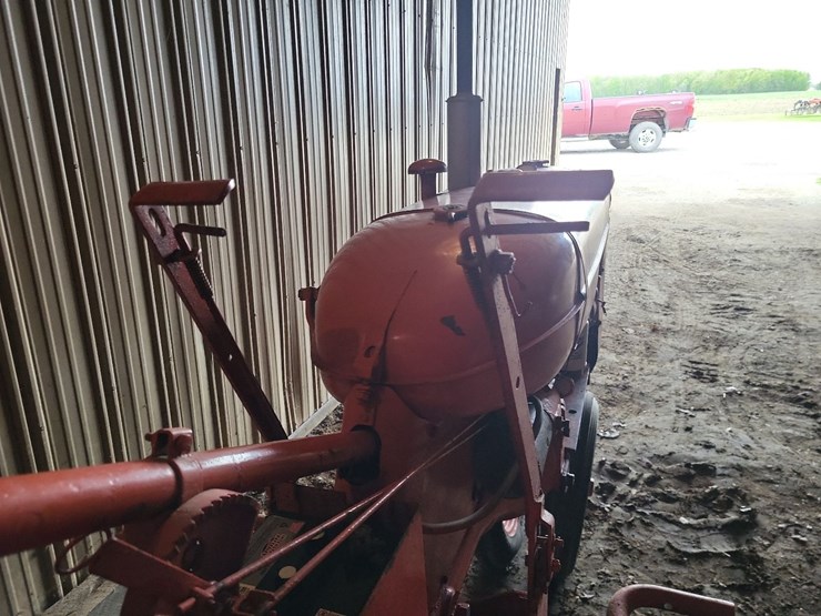 allis-chalmers-ca-tractor-image-33