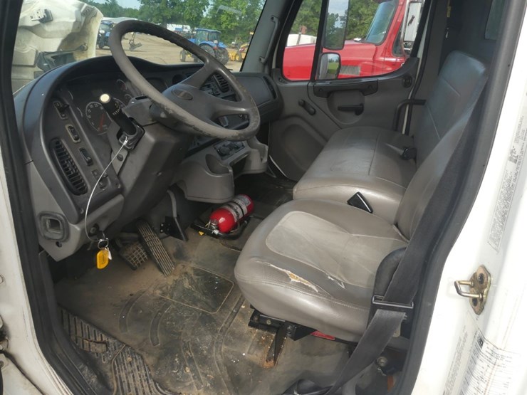 2004-caterpillar-c7-image-14