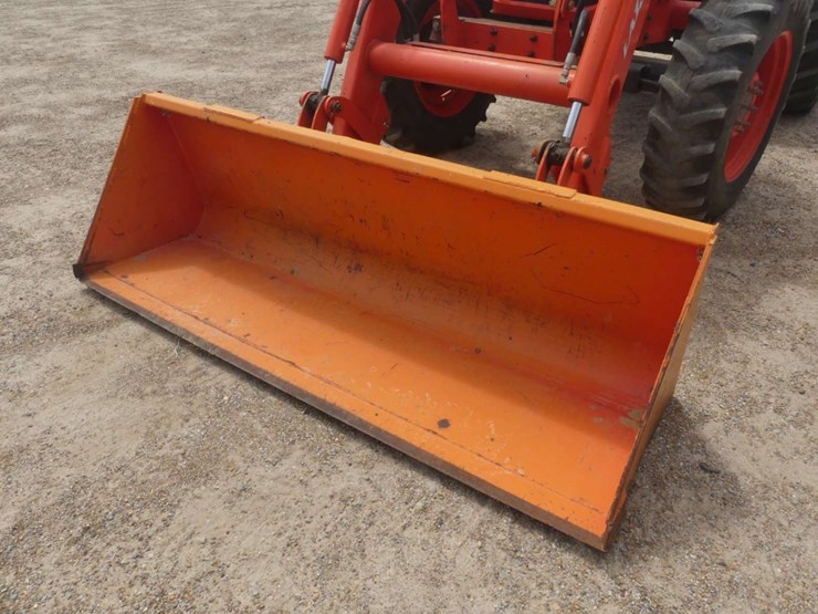 kubota-m8540d-image-9