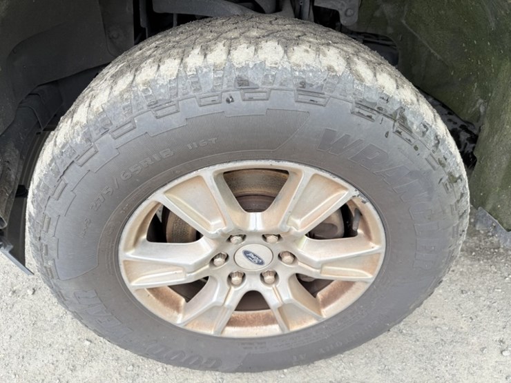 2017-ford-f150-image-15