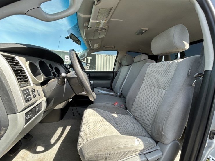 2007-toyota-tundra-sr5-image-24