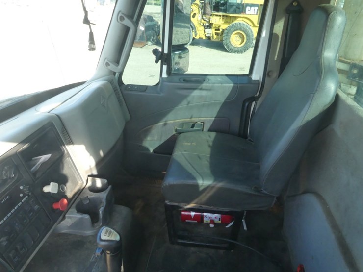 2013-international-workstar-7600-image-16