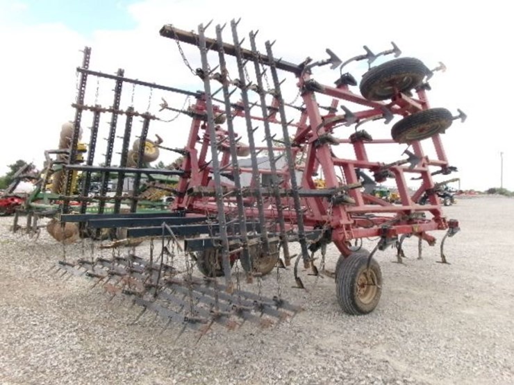 case-ih-4300-image-11