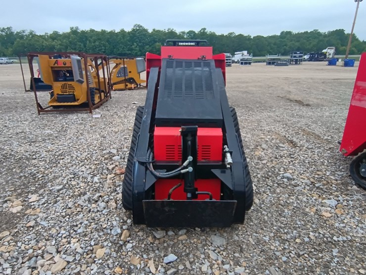 #24717-•-2025-scl-850-mini-skid-steer-image-4