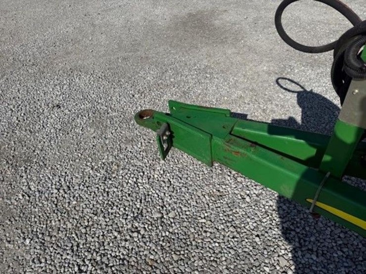 2010-john-deere-1990-image-28