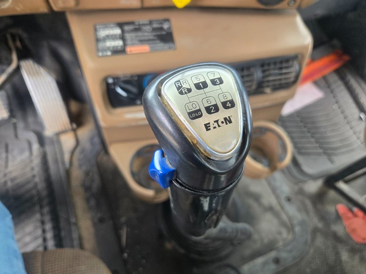 #24355-•-2004-mack-cv713-granite-dump-truck-image-83