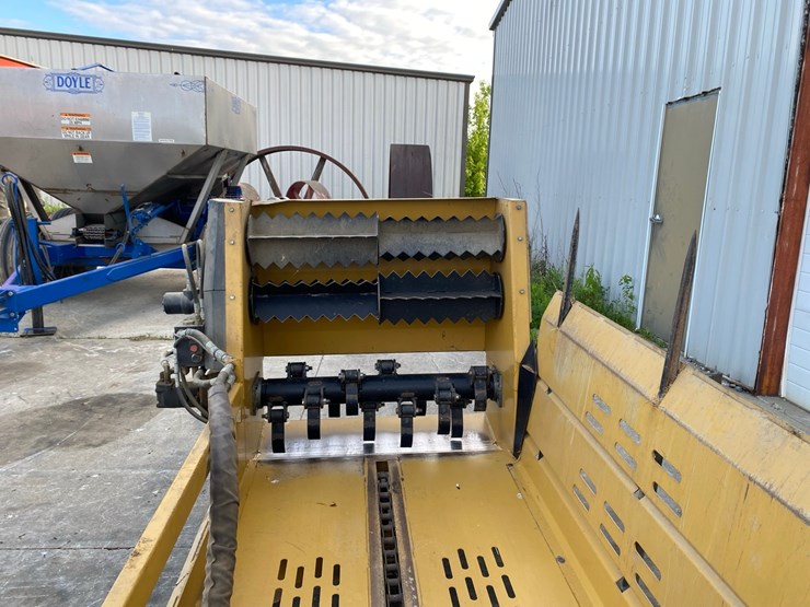 tubeline-3810-bale-boss-skidsteer-bale-chopper-image-8
