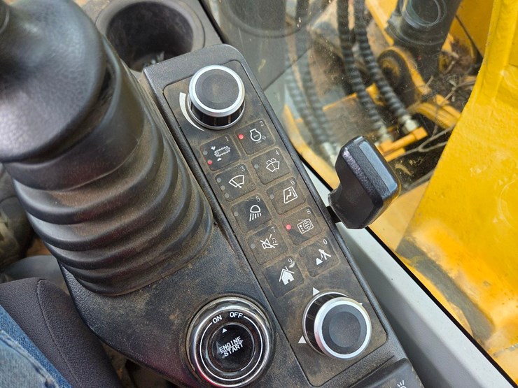2022-liugong-excavator---only-318-hours-image-46