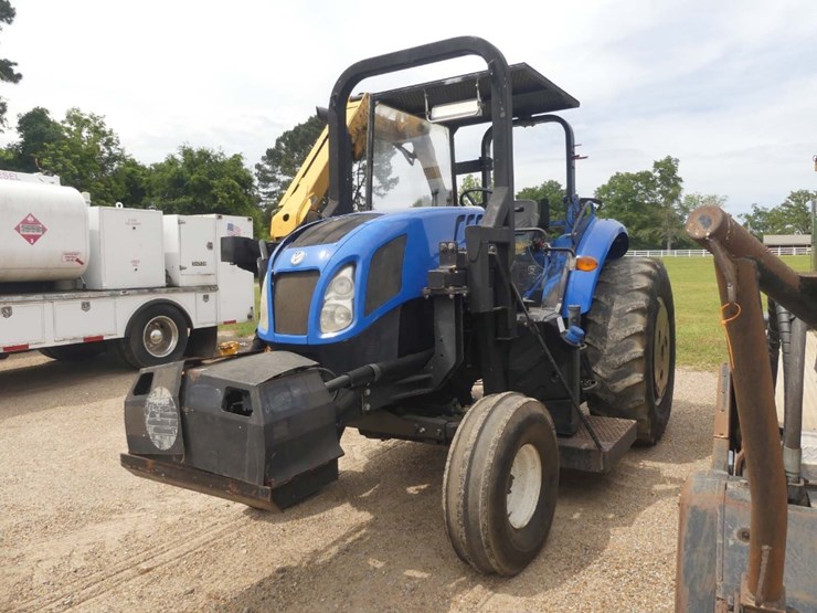 new-holland-ts6.110-image-1