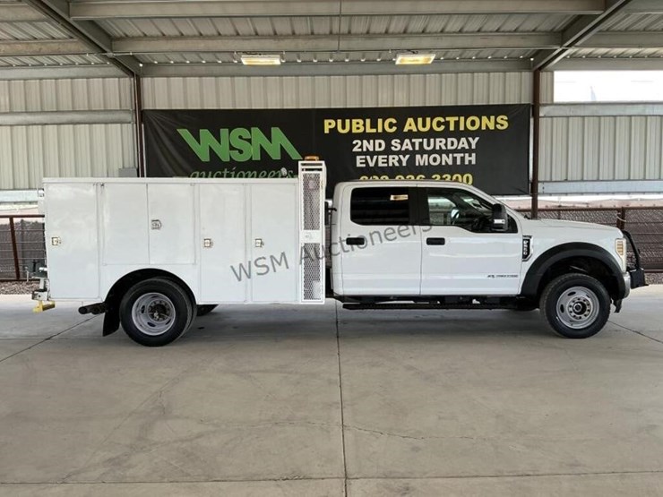 2019-ford-f550-image-1
