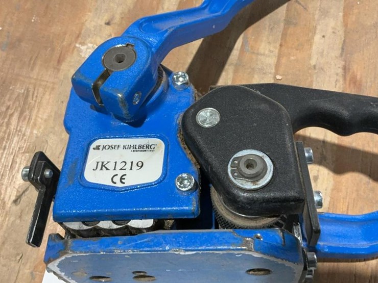 #101-•-hand-strapping-tools-image-15