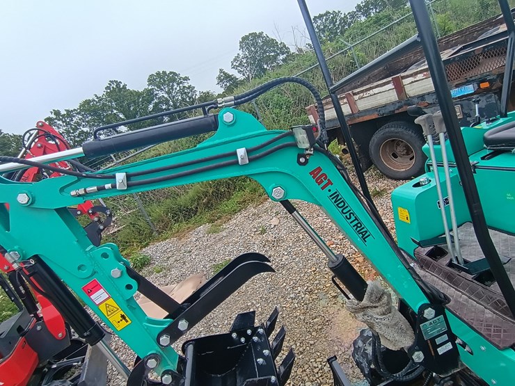 #24706-•-2025-agt-h15r-mini-escavator-image-14