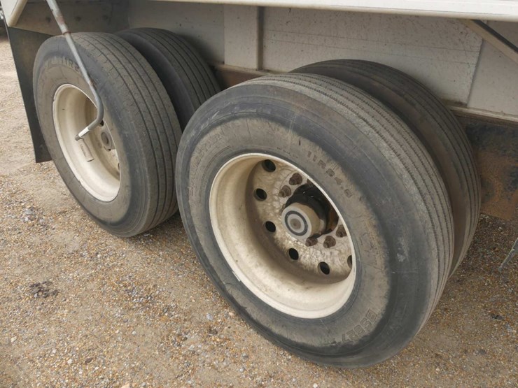 2001-travis-t102-image-3
