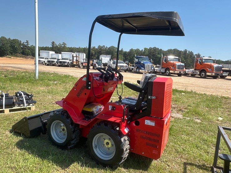 #20697-•-new-agt-sda-140w-mini-skid-steer-image-4