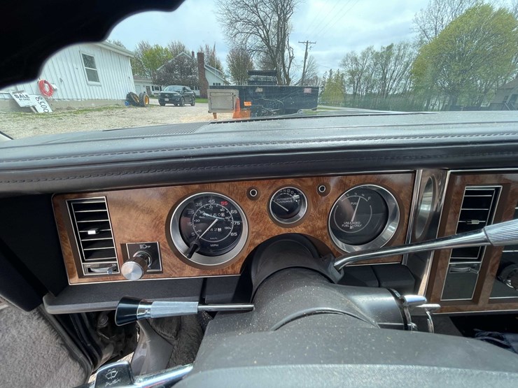 #140-•-1983-buick-park-avenue-(title-in-delay)-(kaukauna,-wi)-image-50
