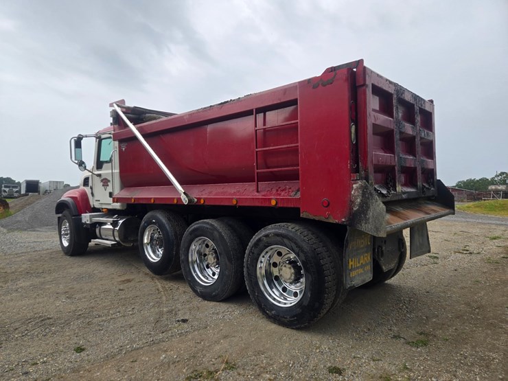 #24355-•-2004-mack-cv713-granite-dump-truck-image-12
