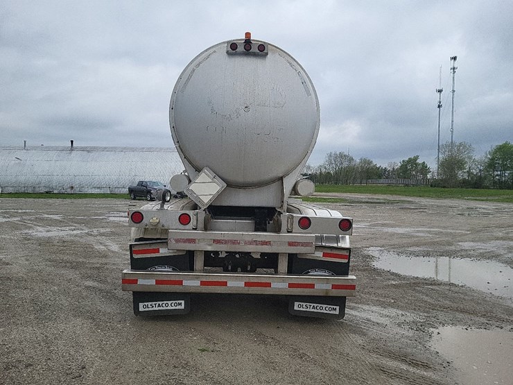 2012-brenner-8820-gallon-aluminum-tandem-axle-semi-tanker-trailer-image-4