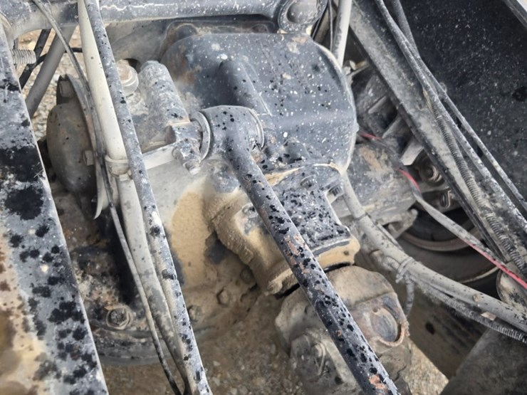 #24355-•-2004-mack-cv713-granite-dump-truck-image-112