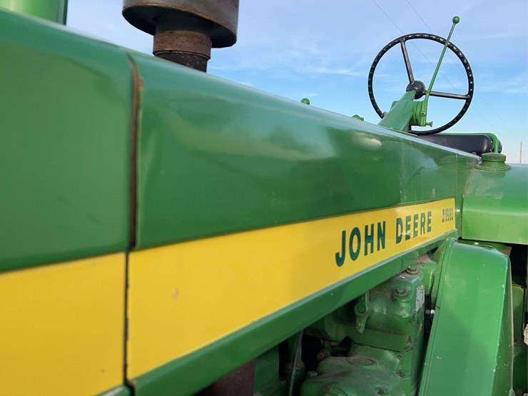 john-deere-820-image-14