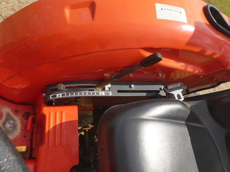 kubota-l2501-image-15