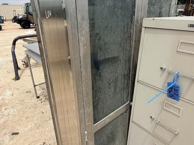 l3---cabinets/tables-image-5