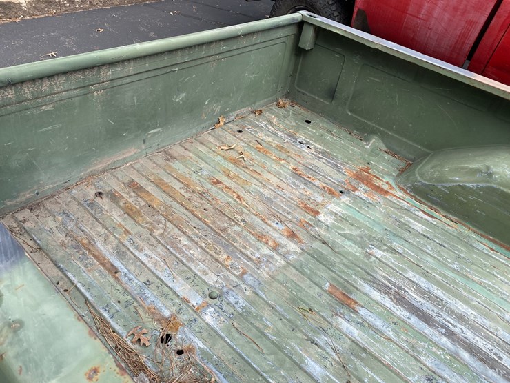 #144-•-1986-chevy-d30-8'-long-box-bed-image-14