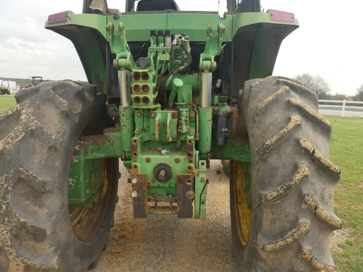 john-deere-7510-image-4