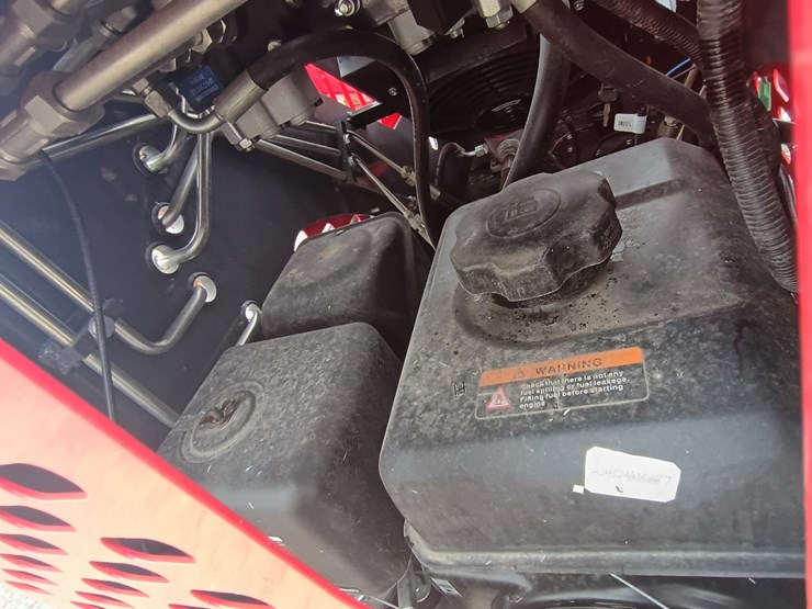 #24710-•-2025-agt-ysrt14-mini-skidsteer-image-8