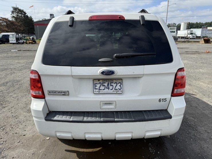 2012-ford-escape-image-5