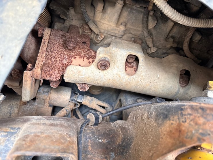 2004-chevrolet-silverado-3500-image-24