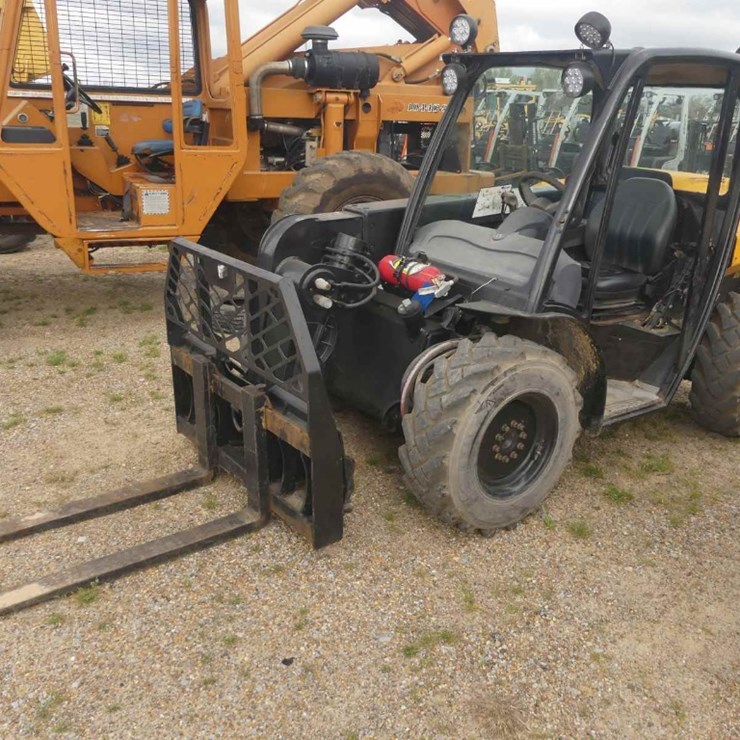 JCB 515-40