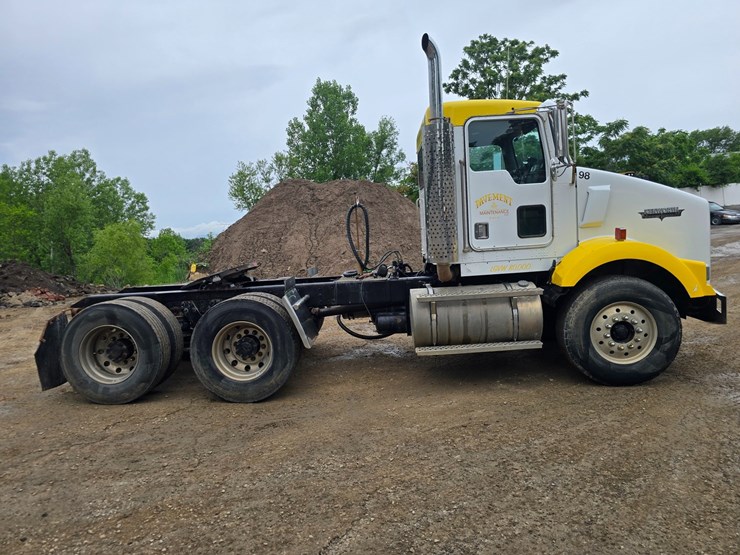 1999-kenworth-t800-image-24