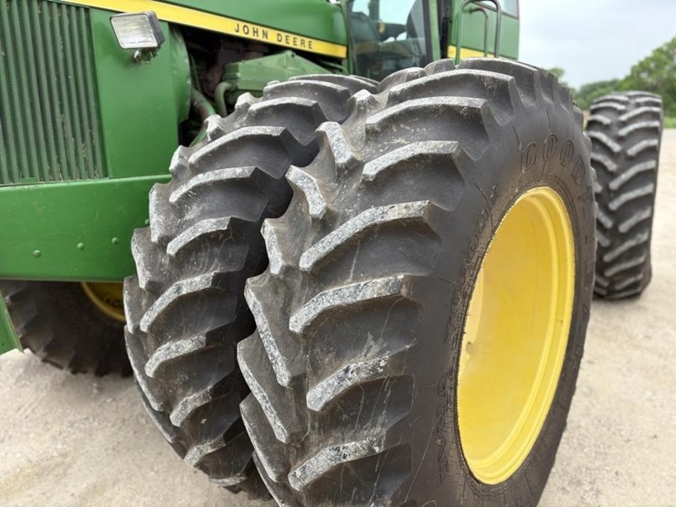 john-deere-8630-image-16