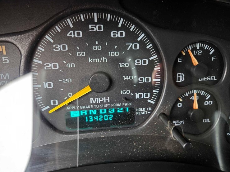 2001-chevrolet-3500-image-42