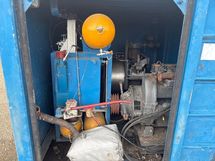 #36205-•-ingersol-rand-diesel-air-compressor-in-off-shore-skid-|-for-parts/repairs-image-2