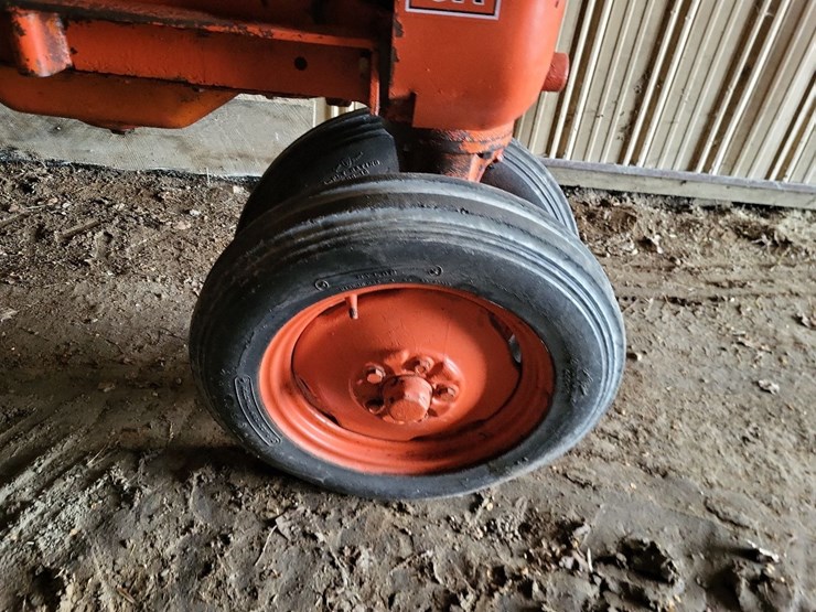 allis-chalmers-ca-tractor-image-16