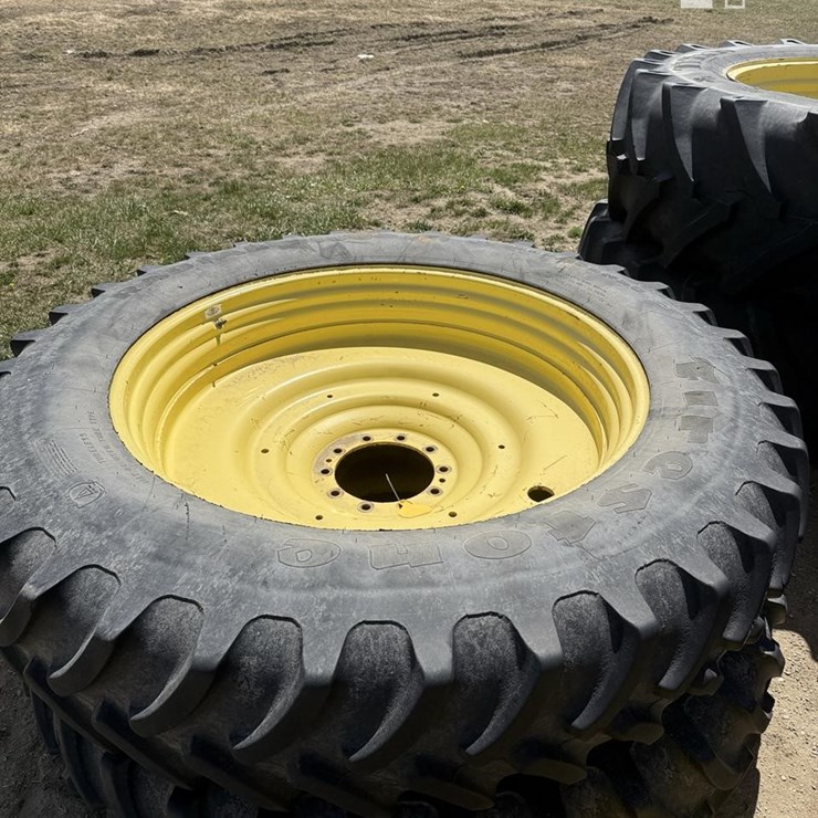 2012 JOHN DEERE 4940