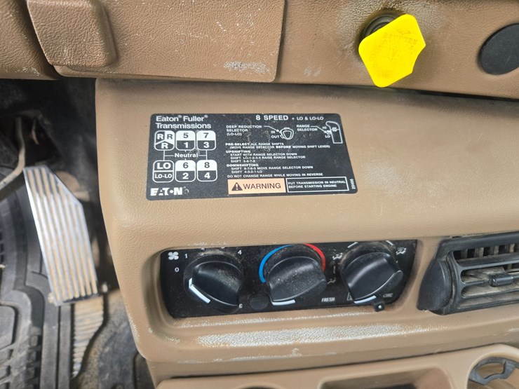 #24355-•-2004-mack-cv713-granite-dump-truck-image-84