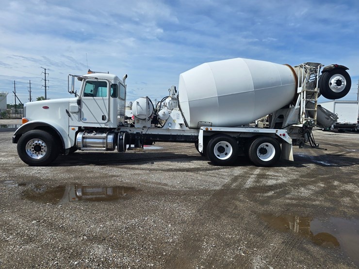 2014-peterbilt-365-image-9
