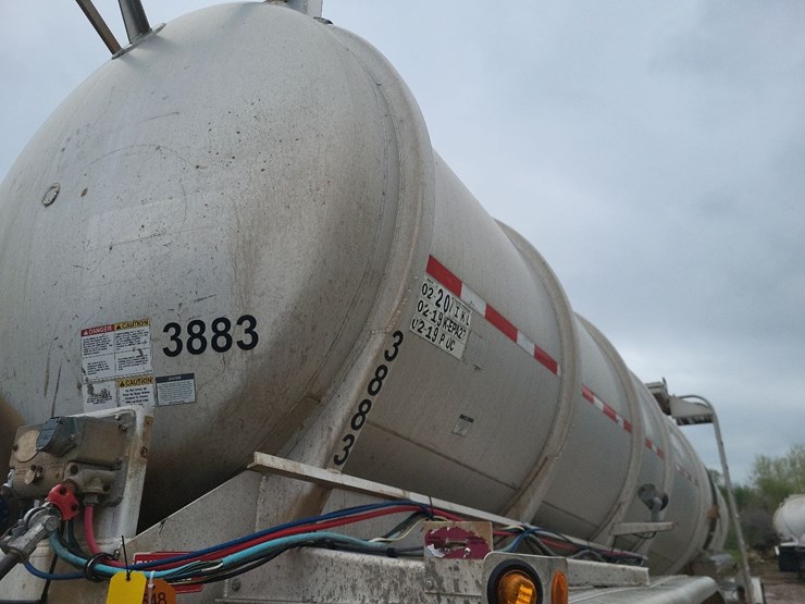 2012-brenner-8820-gallon-aluminum-tandem-axle-semi-tanker-trailer-image-40