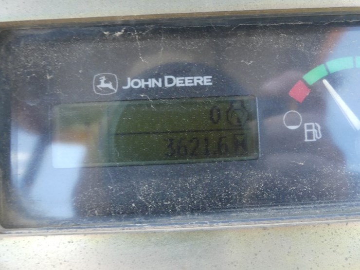 2013-deere-310k-image-18