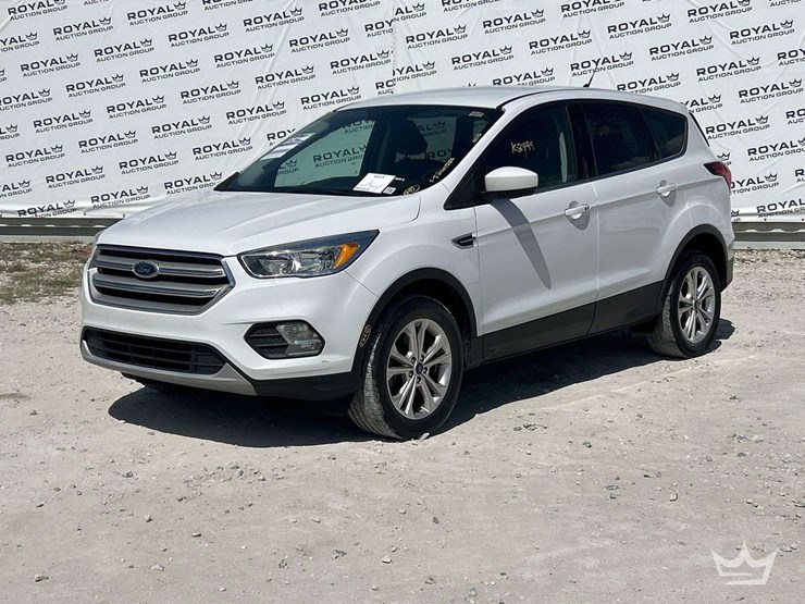 2019-ford-escape-image-1