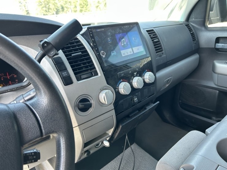 2007-toyota-tundra-sr5-image-17