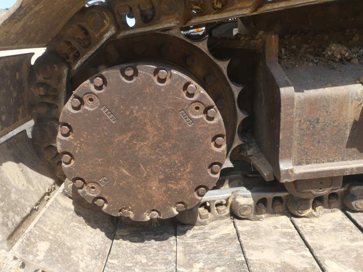 2014-deere-160g-lc-image-9